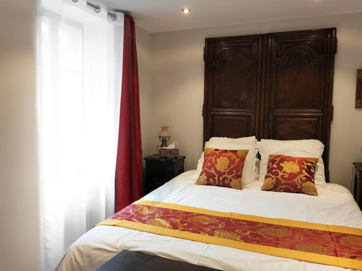 L'Escapade Medievale ฟูแฌร์ ภายนอก รูปภาพ